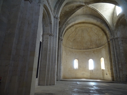Montmajour (22).JPG